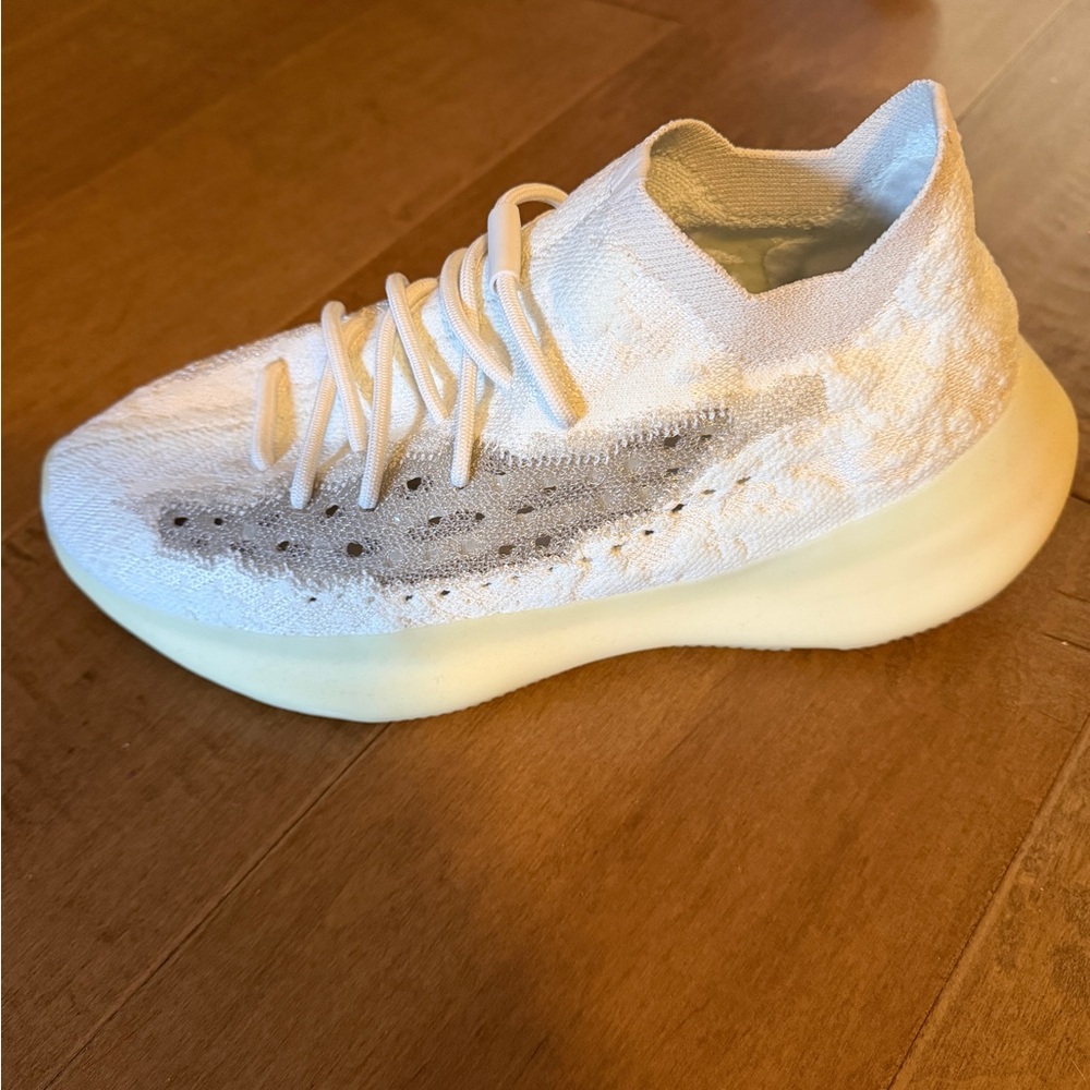 Adidas Yeezy Boost 350 Cream Sneakers